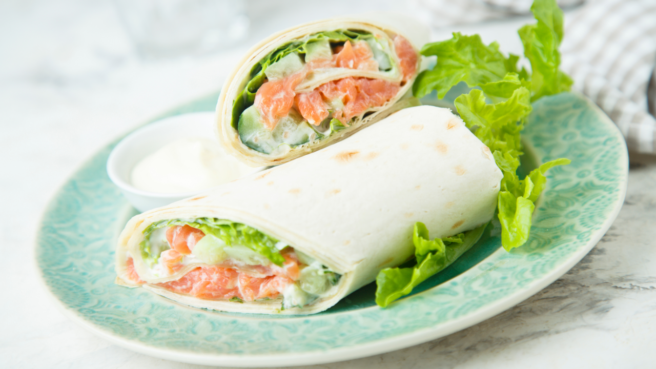 Salmon-Wrap-Sandwich